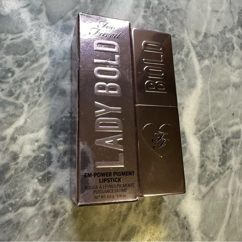 Too Faced Lady Bold‎ Em-Power Pigment Lipstick